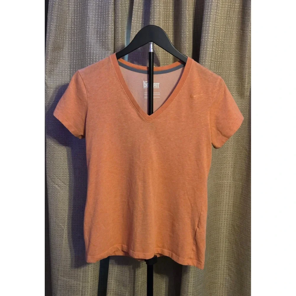 Nike Dri-Fit Slim Fit Short Sleeve T-Shirt‎ Women's Size Medium Pink